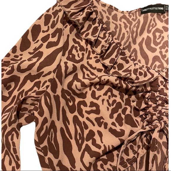 PrettyLittleThing Leopard Print Adjustable Cinch Cropped Top - Picture 9 of 10